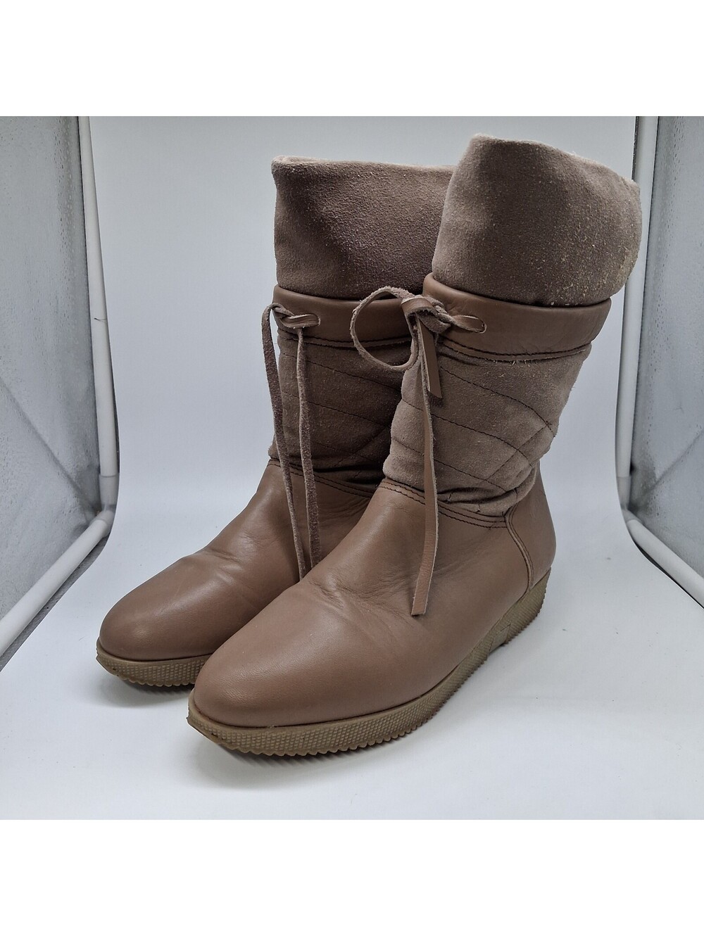 Blondo Womens Winter Boots Size 7 EU 38 Tan Leather Waterproof Fur Lined Lace